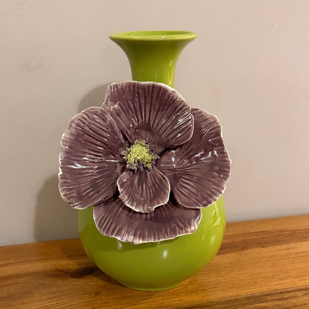 Anthropologie 3D Rose of Sharon vase